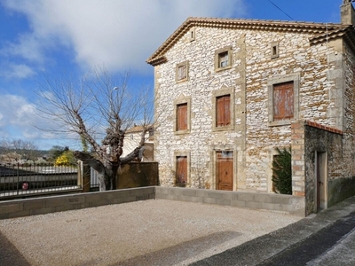 Vente maison 5 pièces 160 m² Saint-Geniès-de-Comolas (30150)