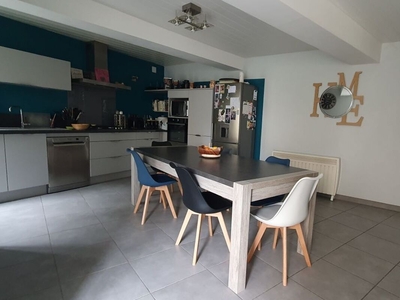 Vente maison 5 pièces 180 m² Thouars (79100)