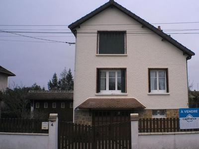 Vente maison 5 pièces 85 m² Vierzon (18100)