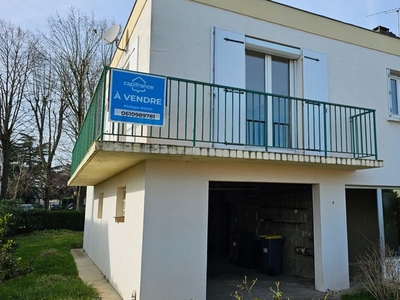Vente maison 5 pièces 87 m² Coubron (93470)
