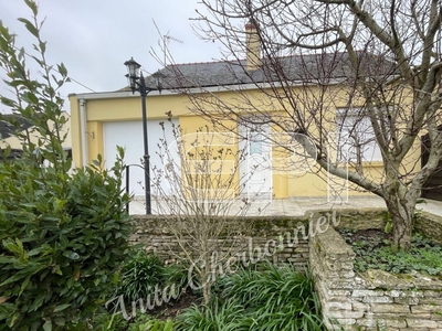 Vente maison 5 pièces 88 m² Doué-la-Fontaine (49700)