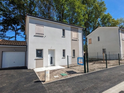 Vente maison 5 pièces 97 m² Saint-Michel-de-Rieufret (33720)