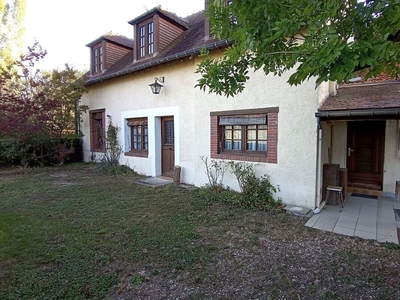Vente maison 5 pièces 98 m² Belleville-sur-Loire (18240)