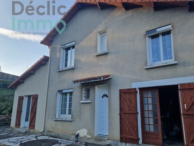 Vente maison 6 pièces 114 m² Saint-Yrieix-sur-Charente (16710)