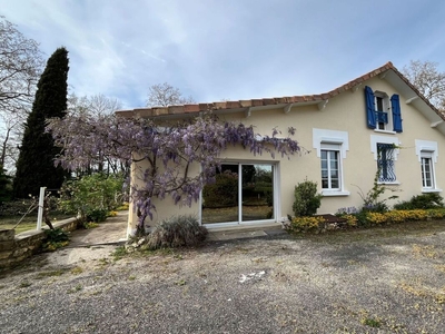 Vente maison 6 pièces 118 m² Roullet-Saint-Estèphe (16440)