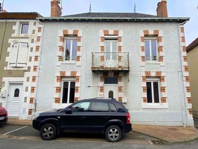 Vente maison 6 pièces 127 m² Availles-Limouzine (86460)
