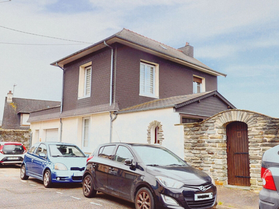 Vente maison 6 pièces 130 m² Cherbourg-en-Cotentin (50100)