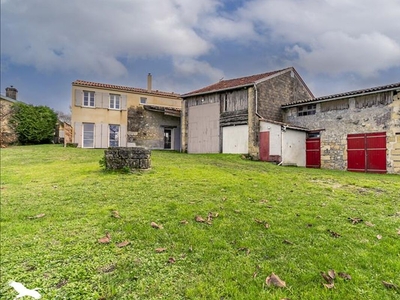 Vente maison 6 pièces 130 m² Saint-André-de-Cubzac (33240)