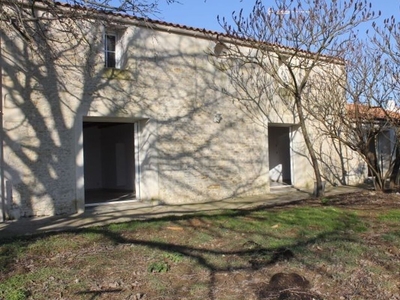 Vente maison 6 pièces 150 m² Champagné-les-Marais (85450)
