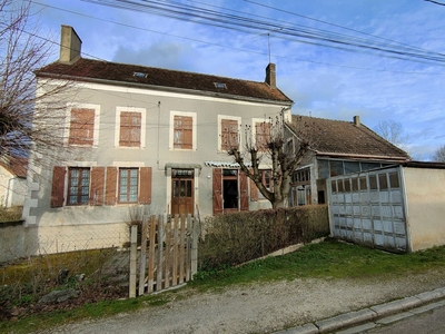 Vente maison 6 pièces 150 m² Escolives-Sainte-Camille (89290)