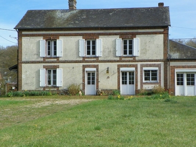 Vente maison 6 pièces 160 m² Beaumont-le-Roger (27170)