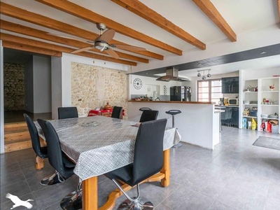 Vente maison 6 pièces 166 m² Orignolles (17210)