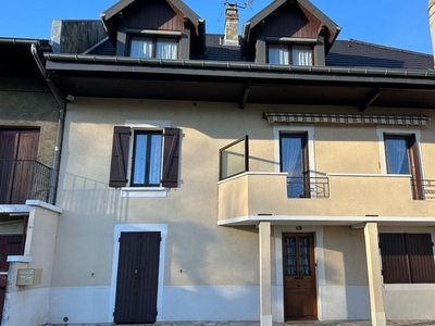 Vente maison 6 pièces 180 m² La Motte-Servolex (73290)