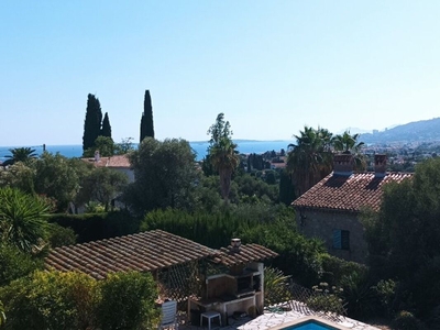 Vente maison 6 pièces 183 m² Antibes (06600)