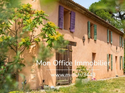 Vente maison 6 pièces 220 m² Aix-en-Provence (13090)