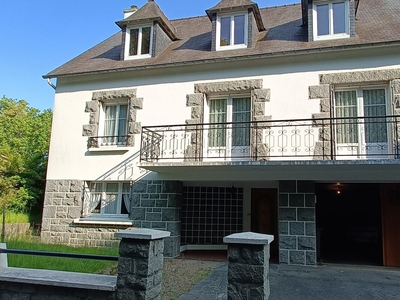 Vente maison 7 pièces 135 m² Guingamp (22200)