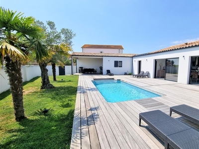 Vente maison 7 pièces 154 m² La Rochelle (17000)