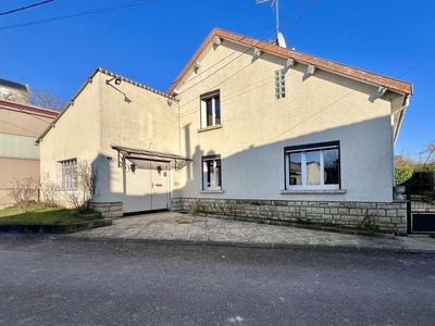 Vente maison 7 pièces 165 m² Saint-Lumier-en-Champagne (51300)