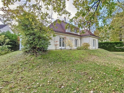 Vente maison 7 pièces 169 m² Saint-Fargeau-Ponthierry (77310)