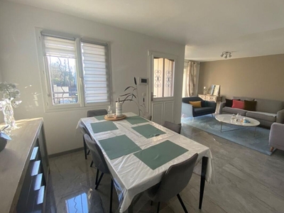 Vente maison 7 pièces 170 m² Neuilly-Plaisance (93360)