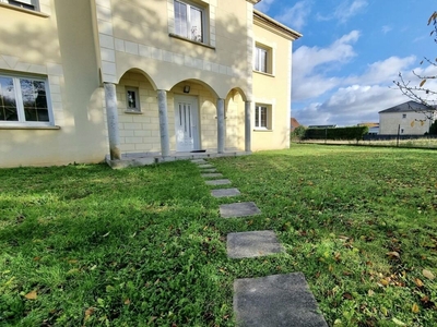 Vente maison 7 pièces 190 m² Champigny (51370)