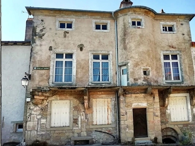 Vente maison 7 pièces 200 m² Châtillon-sur-Saône (88410)