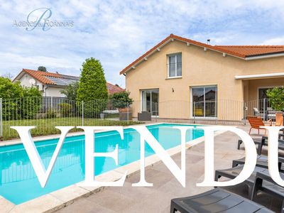 Vente maison 7 pièces 208 m² Roanne (42300)