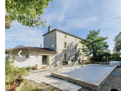 Vente maison 7 pièces 210 m² Montagnac-sur-Auvignon (47600)