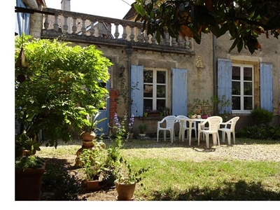 Vente maison 7 pièces 227 m² Dun-sur-Auron (18130)