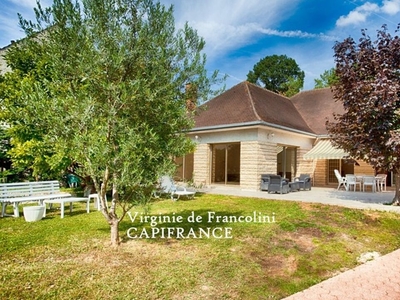 Vente maison 7 pièces 245 m² Champigny-sur-Marne (94500)