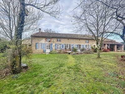 Vente maison 7 pièces 285 m² Cuq-Toulza (81470)