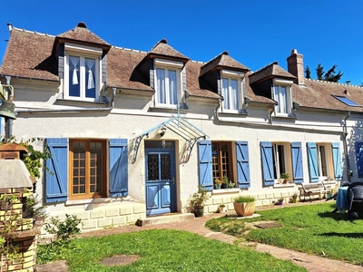 Vente maison 8 pièces 141 m² Chaumont-en-Vexin (60240)