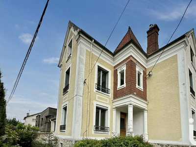 Vente maison 8 pièces 145 m² Lagny-sur-Marne (77400)
