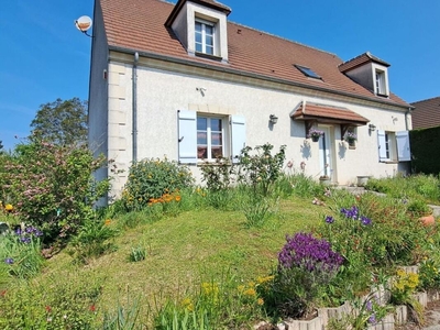 Vente maison 8 pièces 180 m² Nogent-sur-Oise (60180)