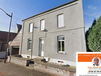Vente maison 8 pièces 180 m² Pont-sur-Sambre (59138)