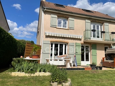 Vente maison 8 pièces 190 m² Noisy-le-Roi (78590)