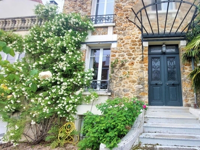 Vente maison 8 pièces 195 m² Nogent-sur-Marne (94130)