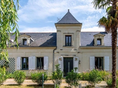 Vente maison 8 pièces 205 m² Varennes-sur-Loire (49730)