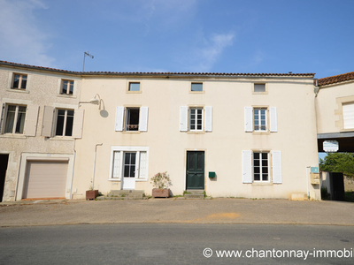 Vente maison 8 pièces 227 m² Bazoges-en-Pareds (85390)