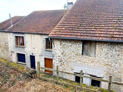 Vente maison 8 pièces 237 m² Montigny-Mornay-Villeneuve-sur-Vingeanne (21610)