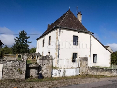 Vente maison 8 pièces 257 m² Saint-Romain-sous-Gourdon (71230)