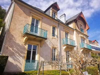 Vente maison 8 pièces 263 m² Plombières-les-Bains (88370)