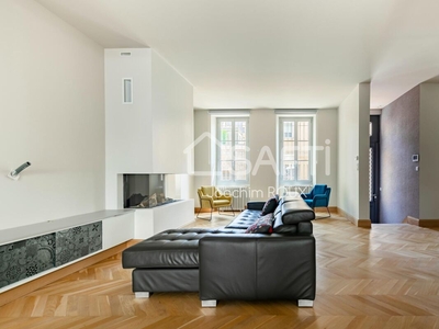 Vente maison 8 pièces 335 m² Bordeaux (33000)