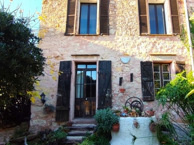 Vente maison 9 pièces 230 m² Vidauban (83550)