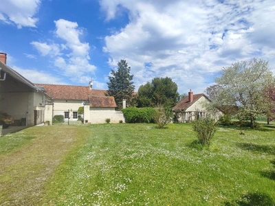 Vente maison 9 pièces 453 m² Marigny-Marmande (37120)