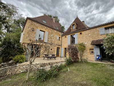 Vente maison en viager 10 pièces 270 m² Coux-et-Bigaroque (24220)