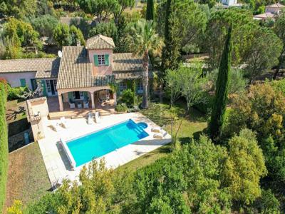 Villa de 4 pièces de luxe en vente Le Plan-de-la-Tour, Provence-Alpes-Côte d'Azur