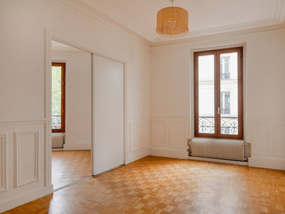 Appartement T3 près de PARIS