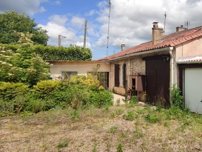 Maison 3 pièces de 85 m² à Port-Sainte-Foy-et-Ponchapt (33220)