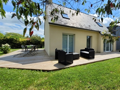 Maison traditionnelle 6 pièces de 140 m² à Liffré (35340)
